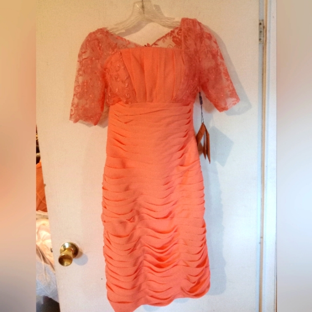 Light InTheBox Special Occasions Dress Sz.4 NWT